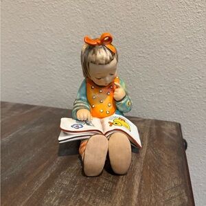 Goebel Hummel "Bookworm" figurine